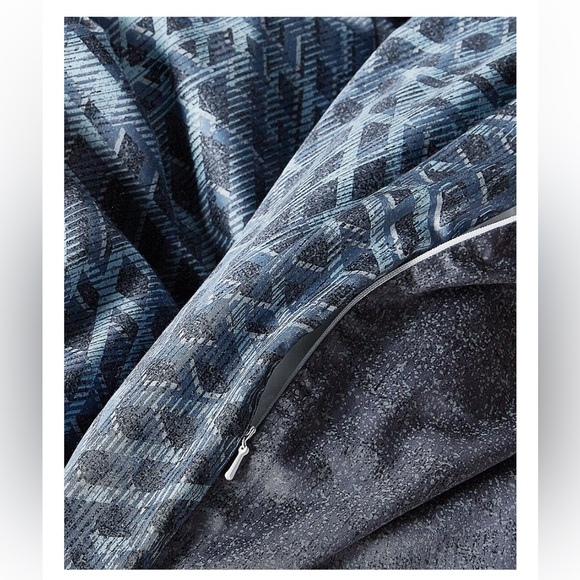 King Composite Geometric Duvet Cover - Picture 2 of 7